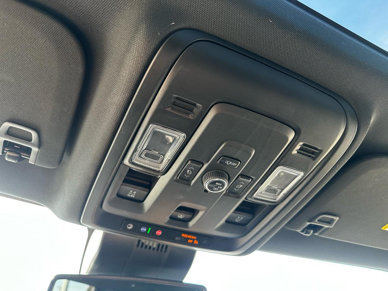 Chevrolet Suburban LT 4WD 2025