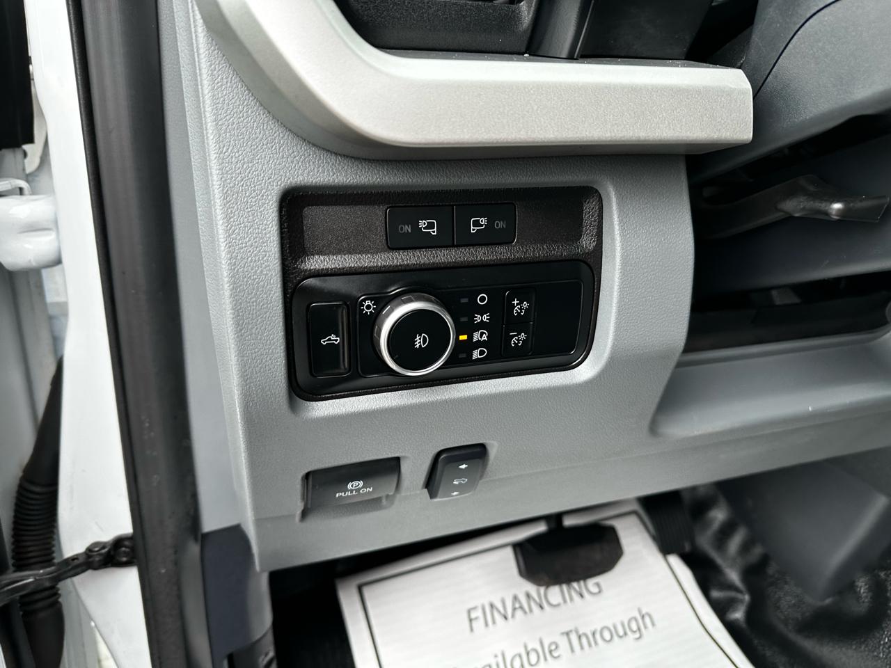 Ford F-350 SD XLT Crew Cab Long Bed 4WD 2024