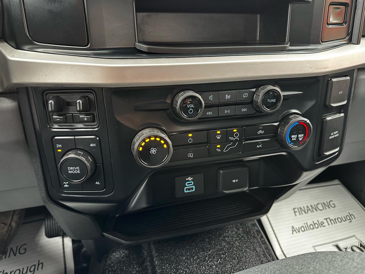 Ford F-350 SD XLT Crew Cab Long Bed 4WD 2024