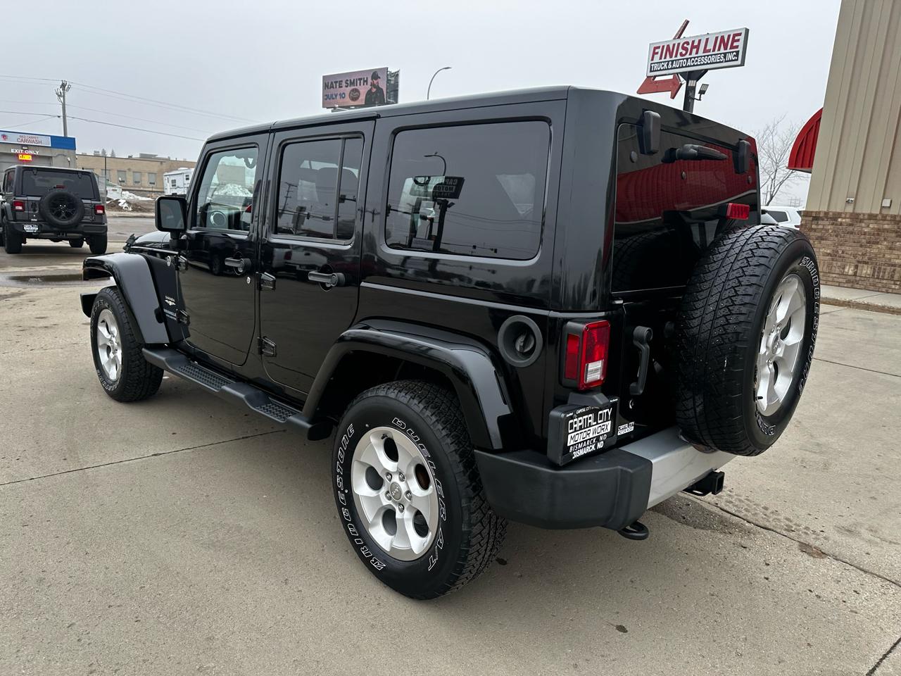 Jeep Wrangler Unlimited Sahara 4WD 2014