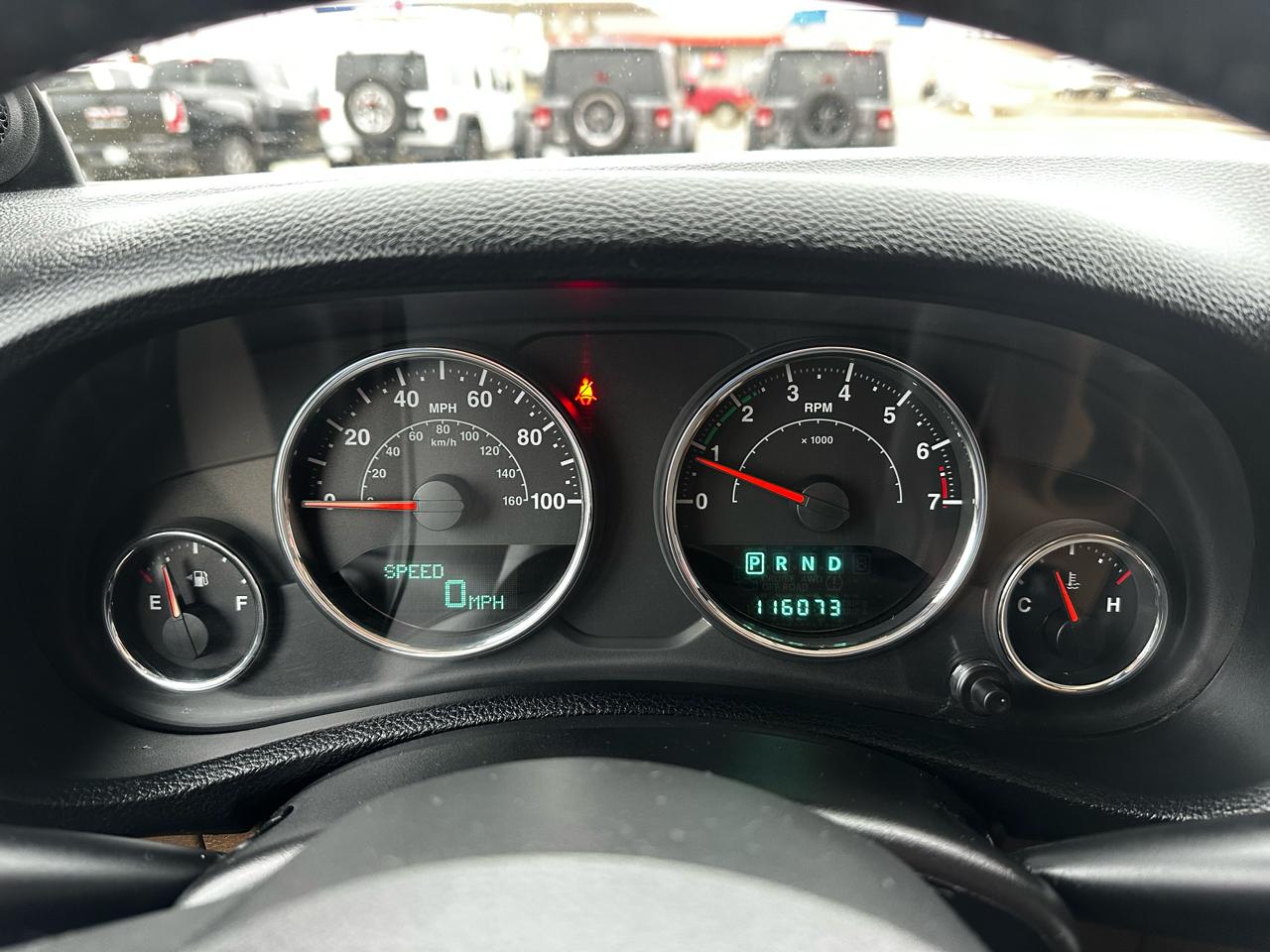 Jeep Wrangler Unlimited Sahara 4WD 2014