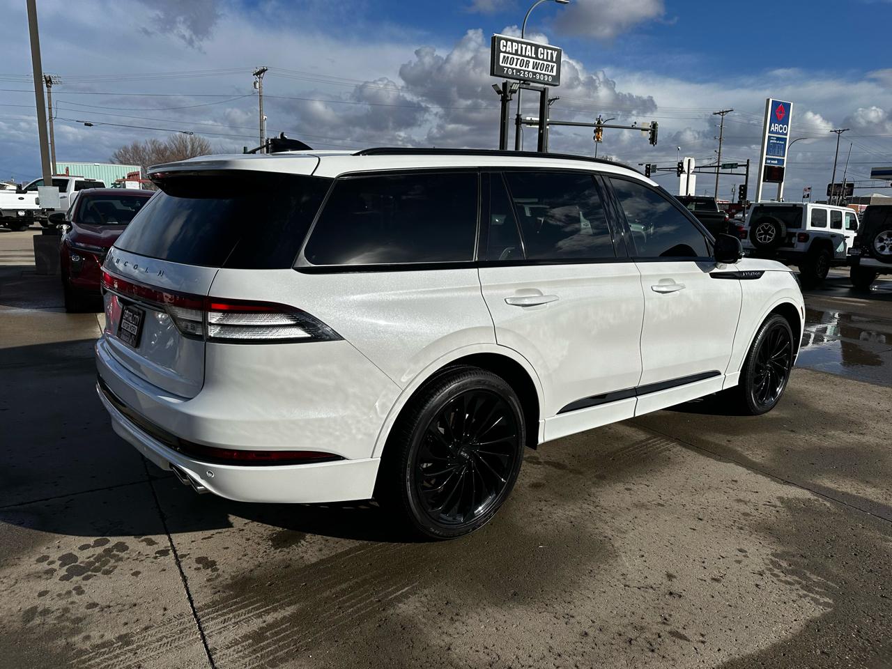 Lincoln Aviator Reserve AWD 2025