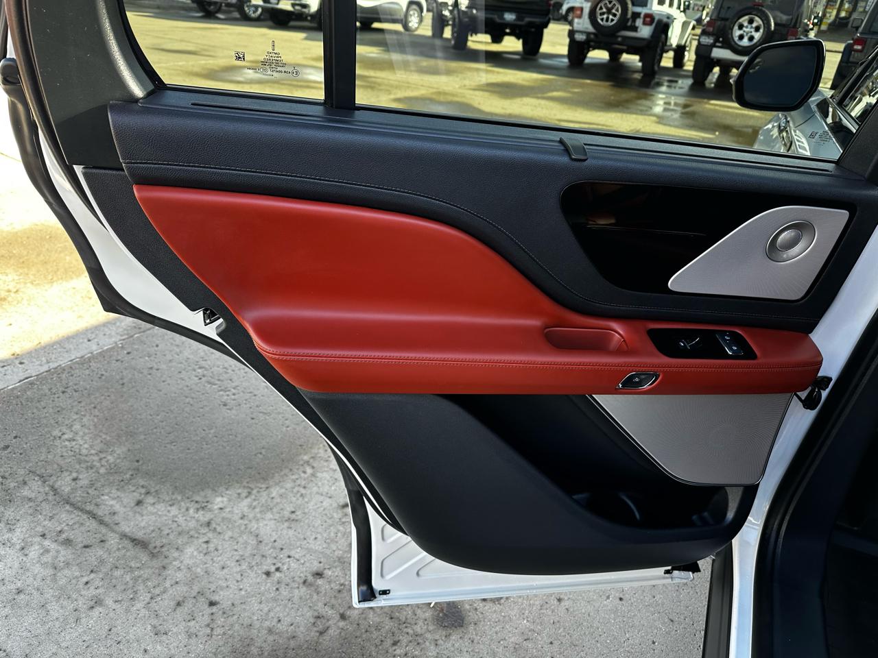 Lincoln Aviator Reserve AWD 2025