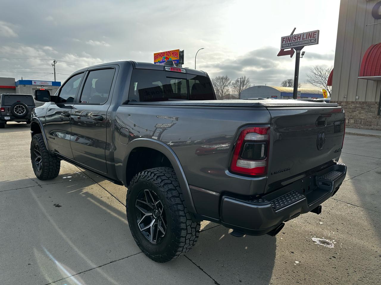RAM 1500 Limited Crew Cab SWB 4WD 2024