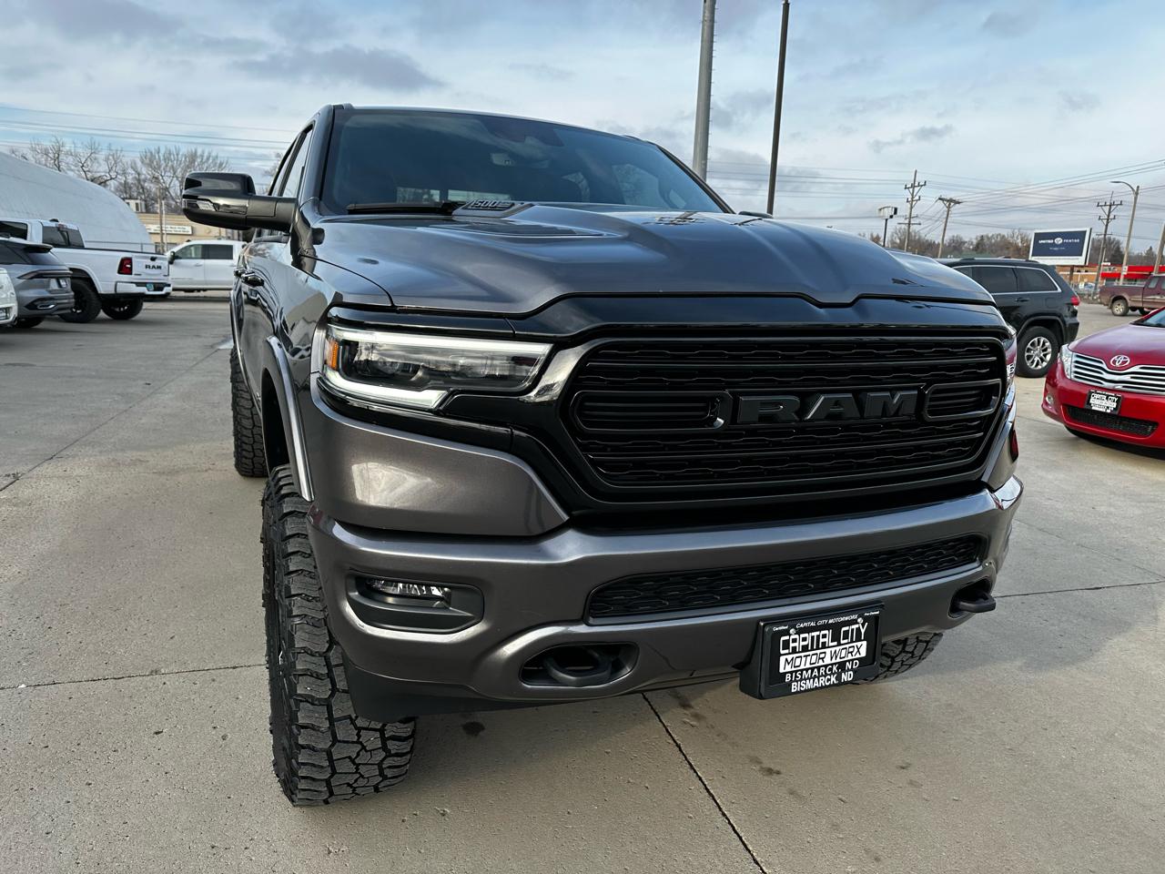 RAM 1500 Limited Crew Cab SWB 4WD 2024