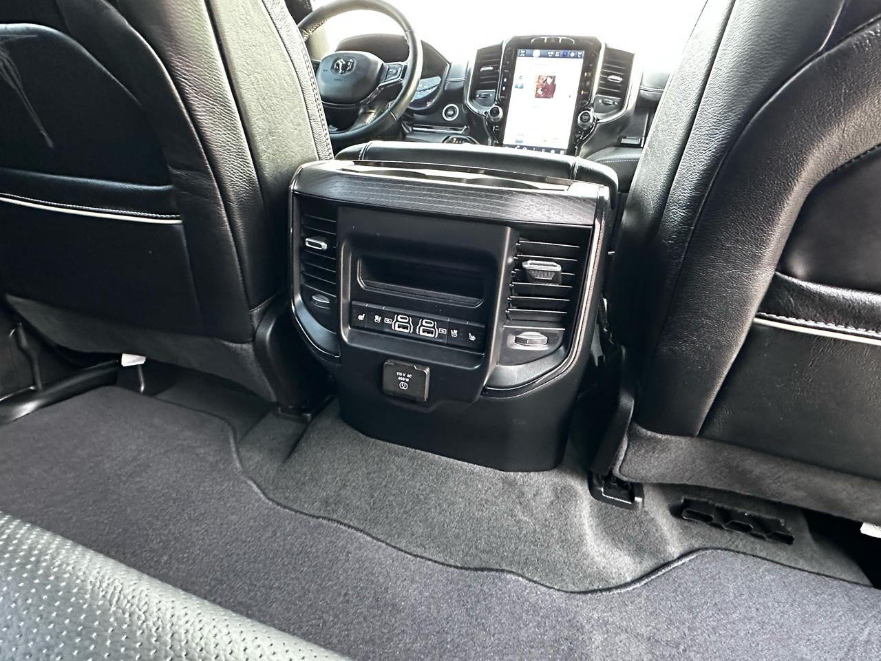 RAM 1500 Limited Crew Cab SWB 4WD 2024