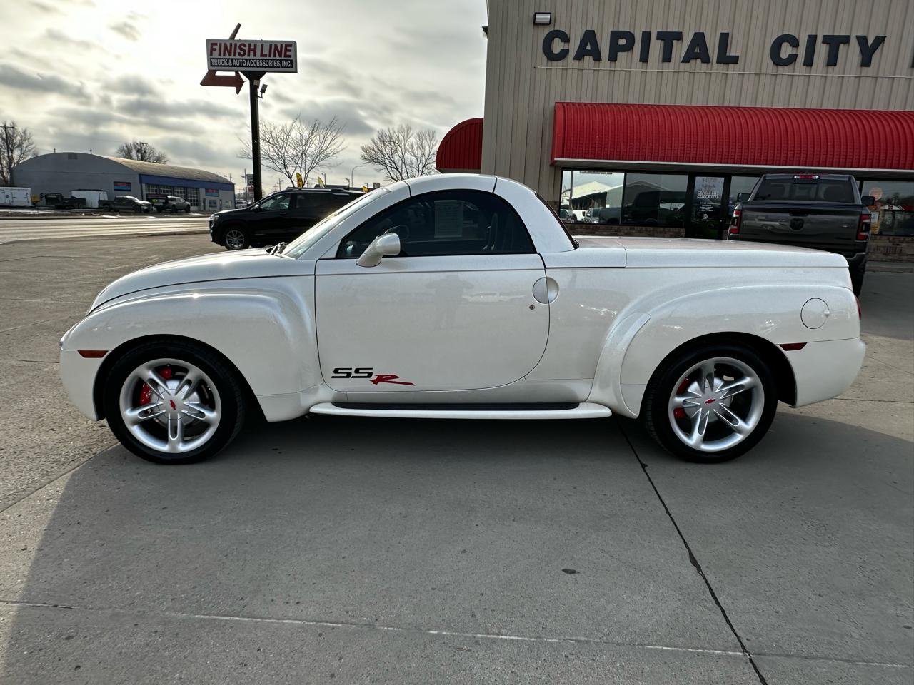 Chevrolet SSR Base 2005