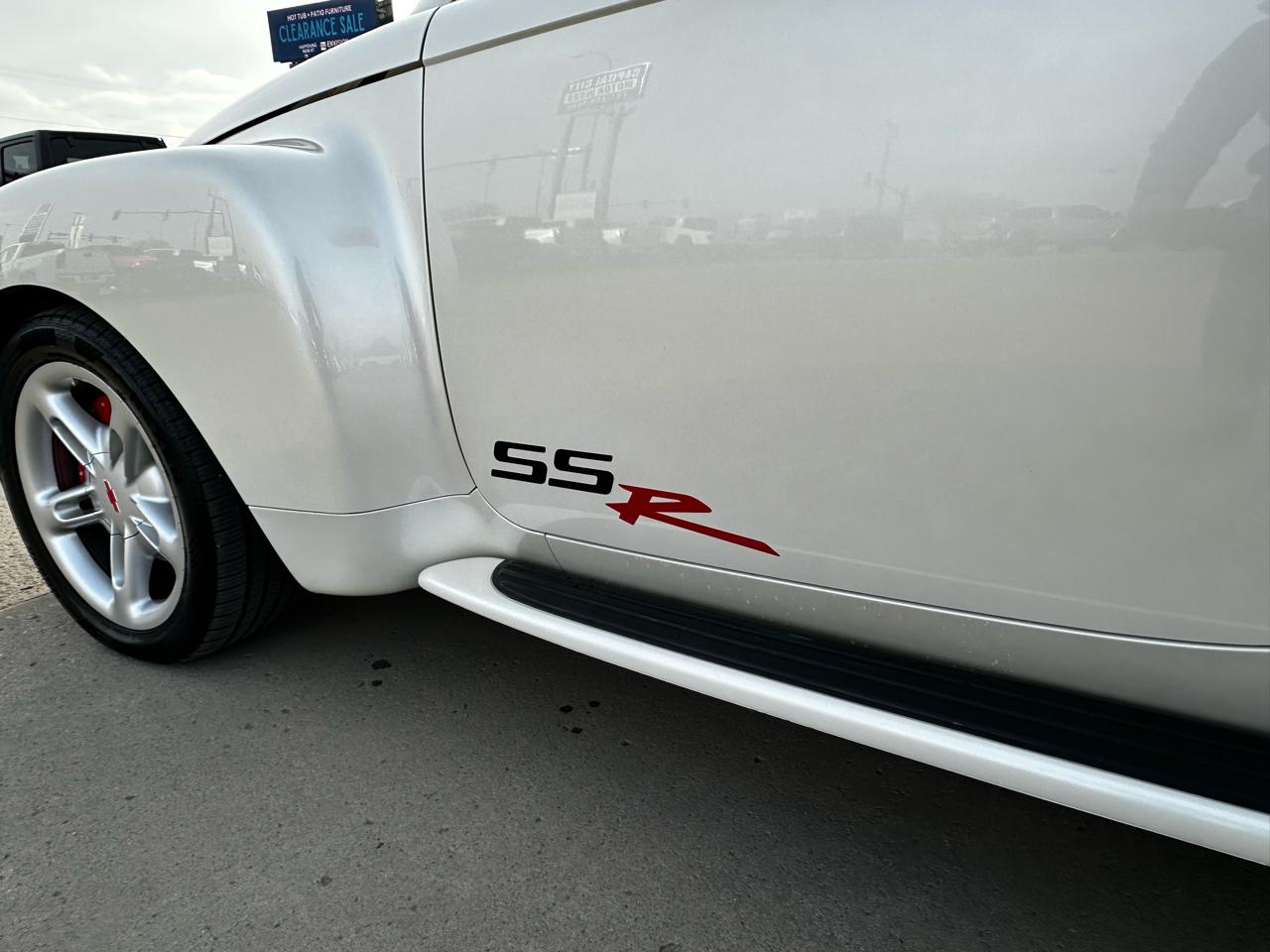 Chevrolet SSR Base 2005