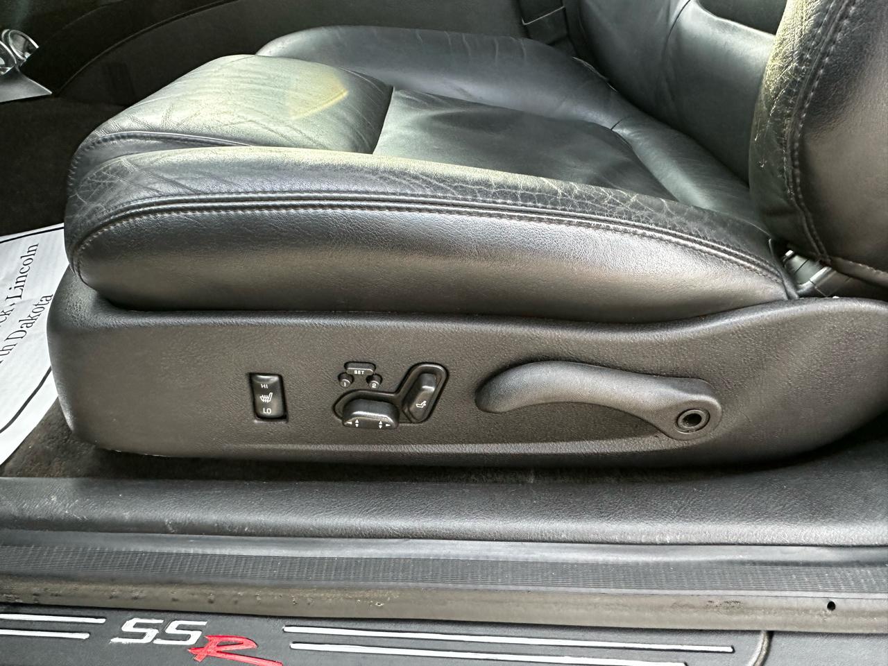 Chevrolet SSR Base 2005