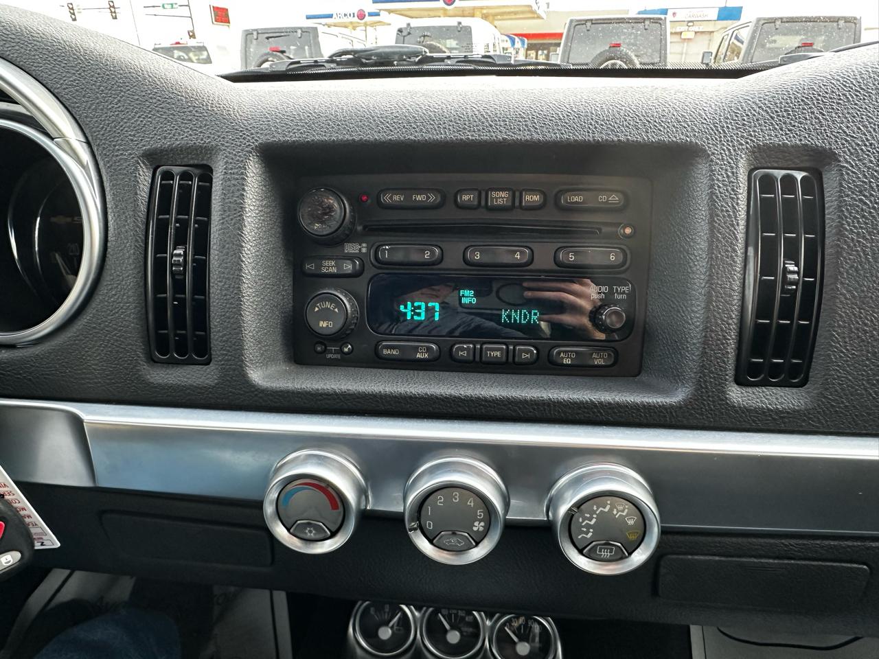 Chevrolet SSR Base 2005