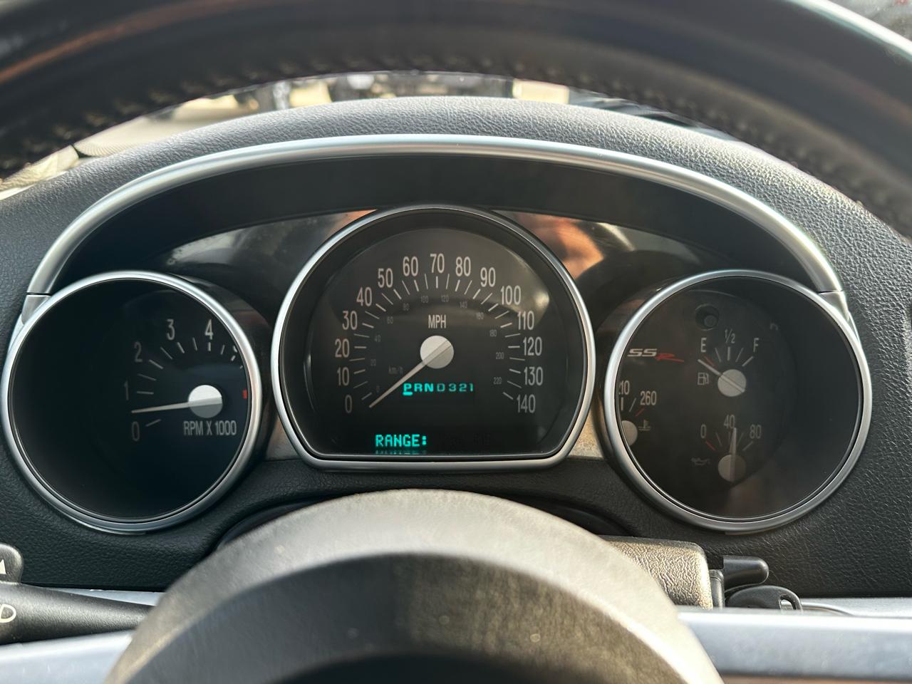 Chevrolet SSR Base 2005