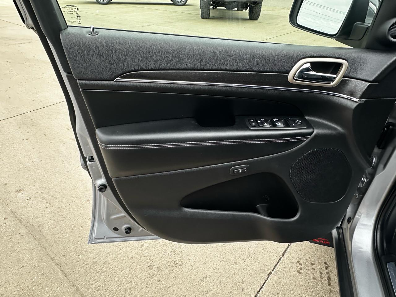 Jeep Grand Cherokee Limited 4WD 2017