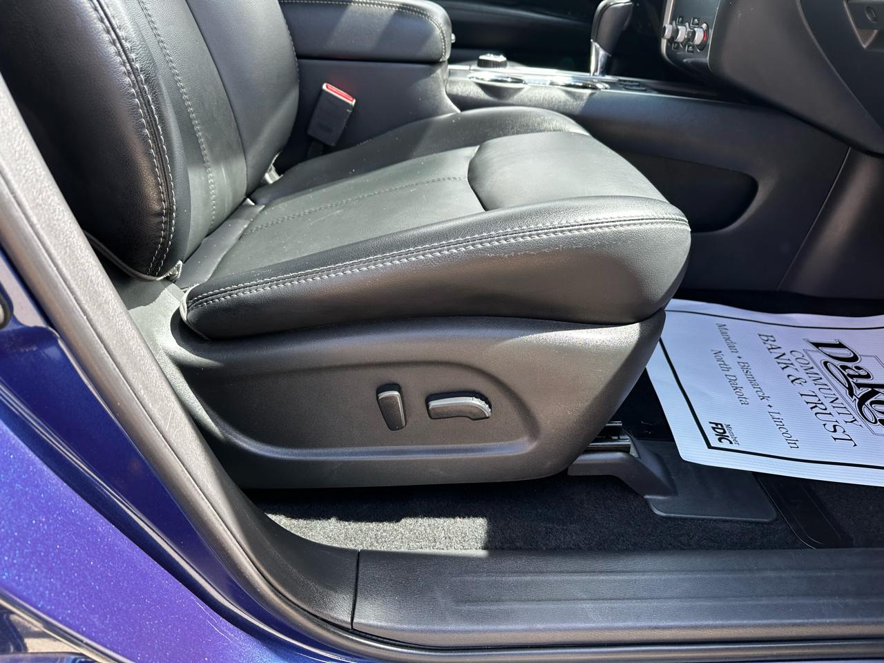 Nissan Pathfinder SL 4WD 2020