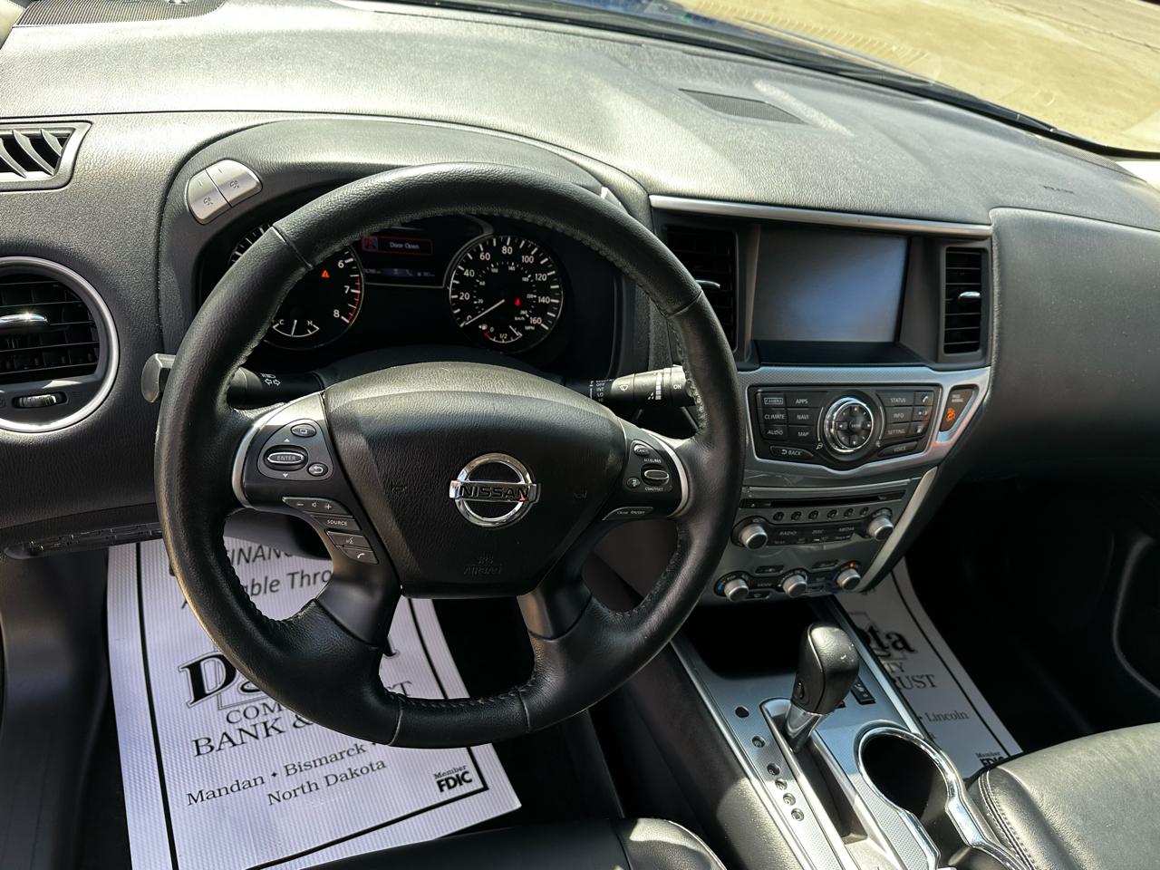 Nissan Pathfinder SL 4WD 2020