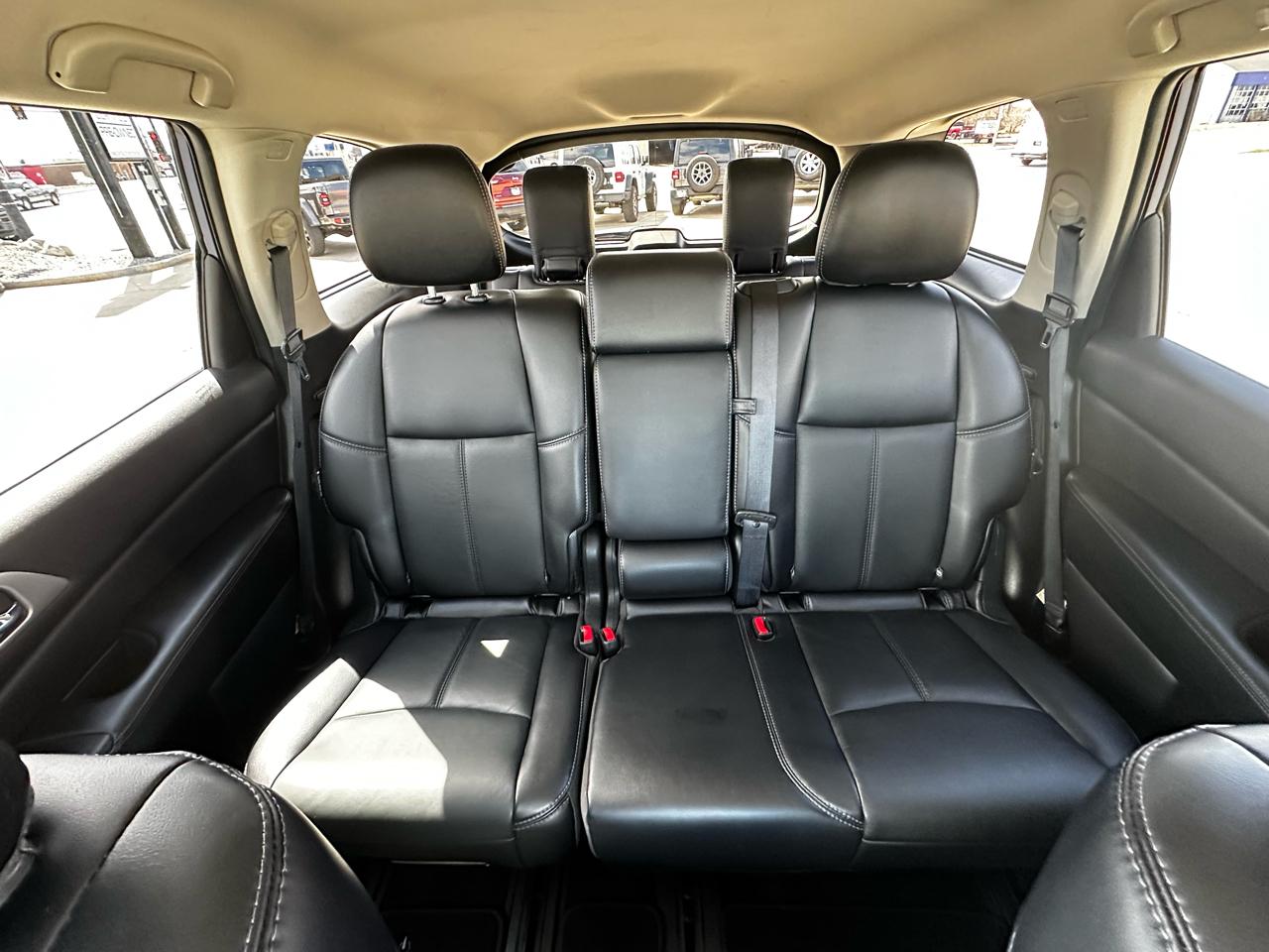 Nissan Pathfinder SL 4WD 2020