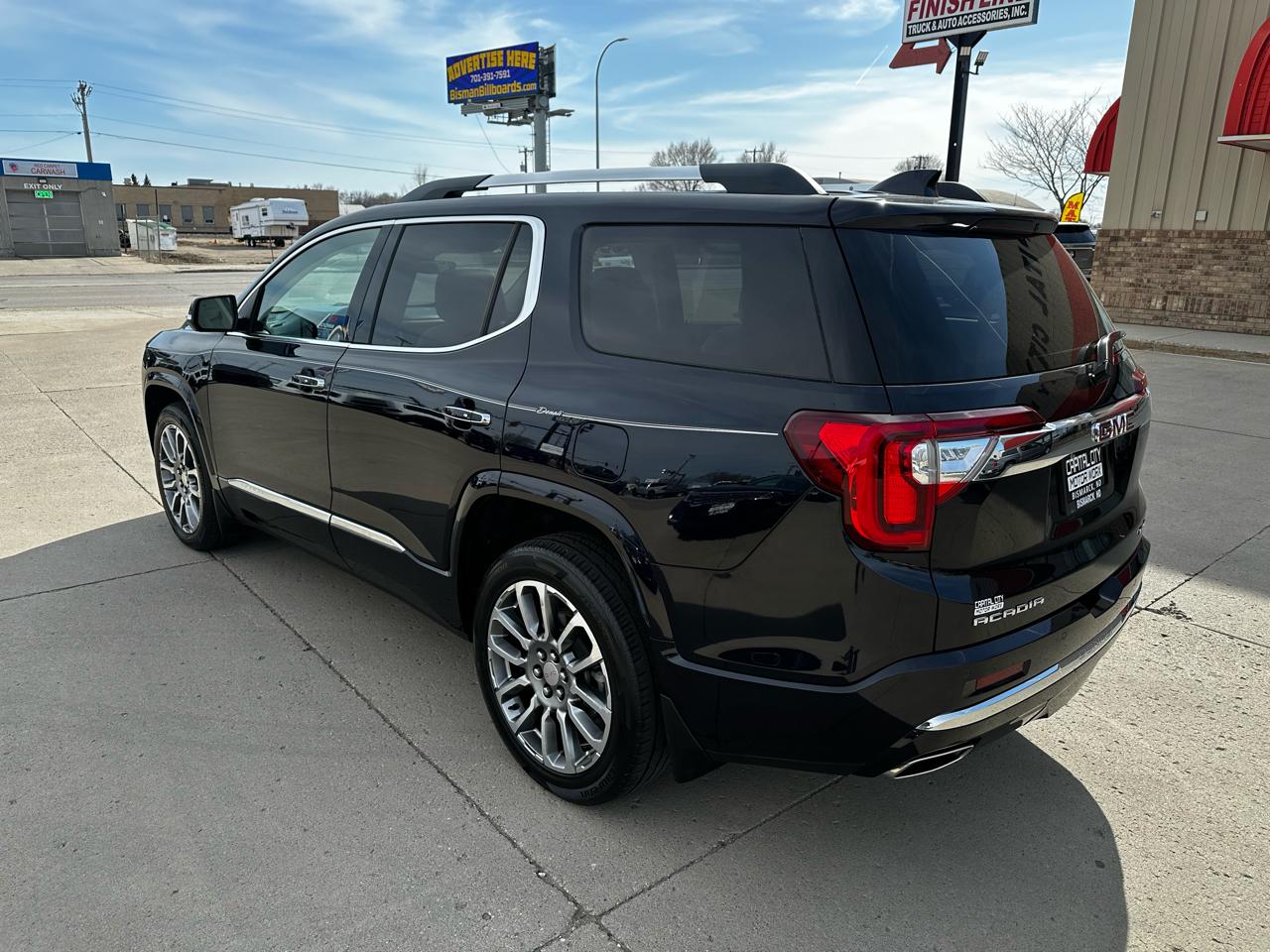 GMC Acadia Denali AWD 2021