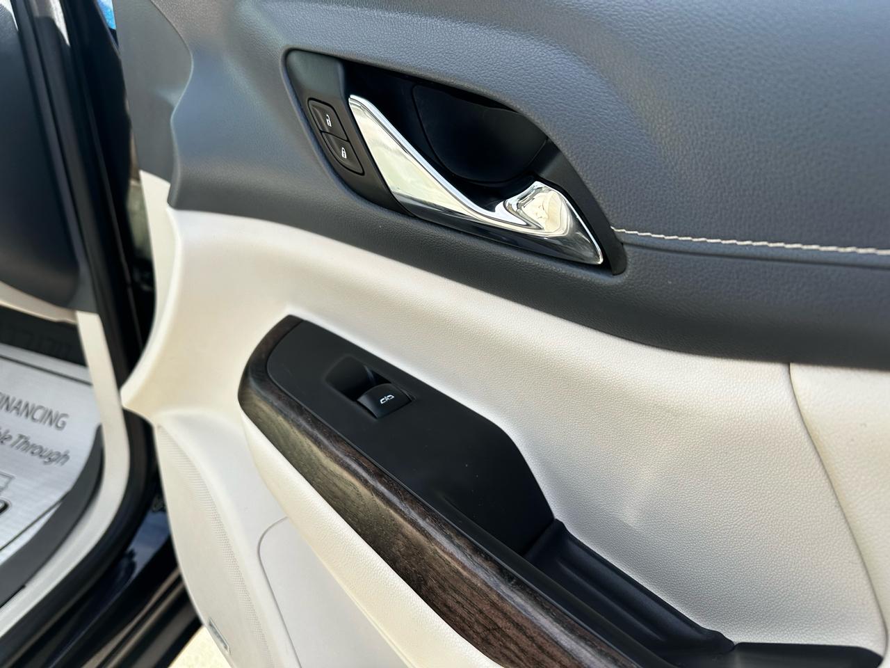 GMC Acadia Denali AWD 2021
