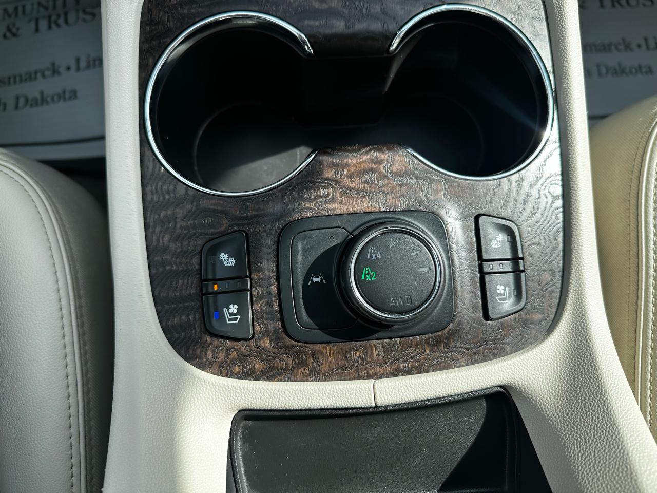 GMC Acadia Denali AWD 2021