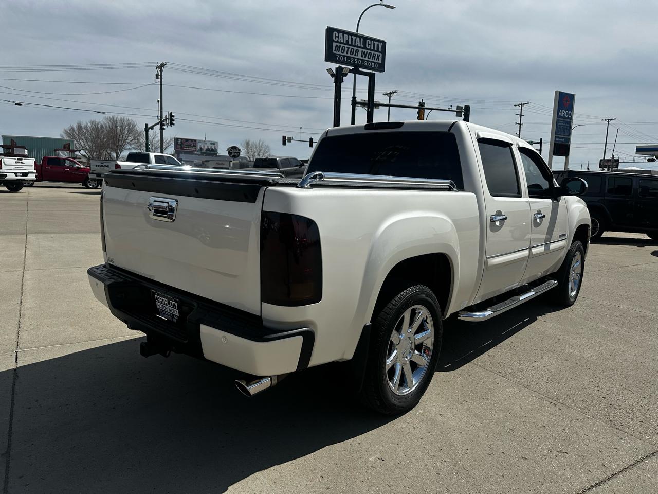GMC Sierra 1500 Denali Crew Cab 4WD 2012