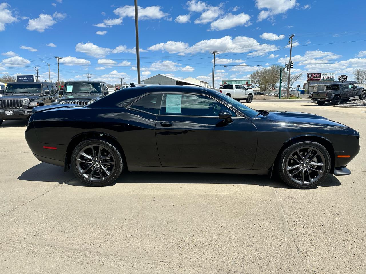 Dodge Challenger GT AWD 2021