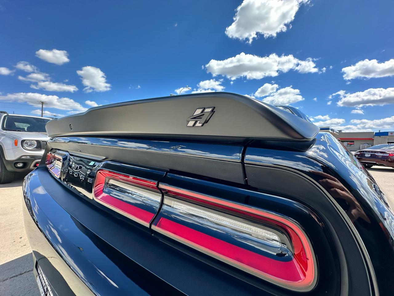 Dodge Challenger GT AWD 2021