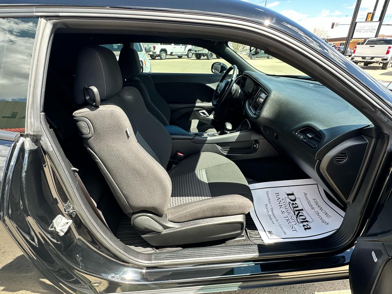 Dodge Challenger GT AWD 2021