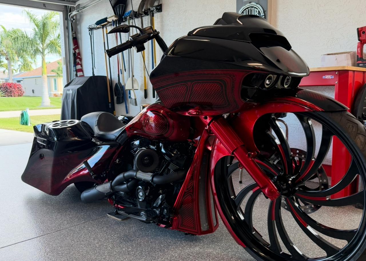 Harley-Davidson FLTRU  2017