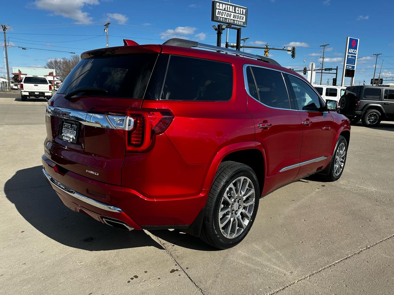 GMC Acadia Denali AWD 2023