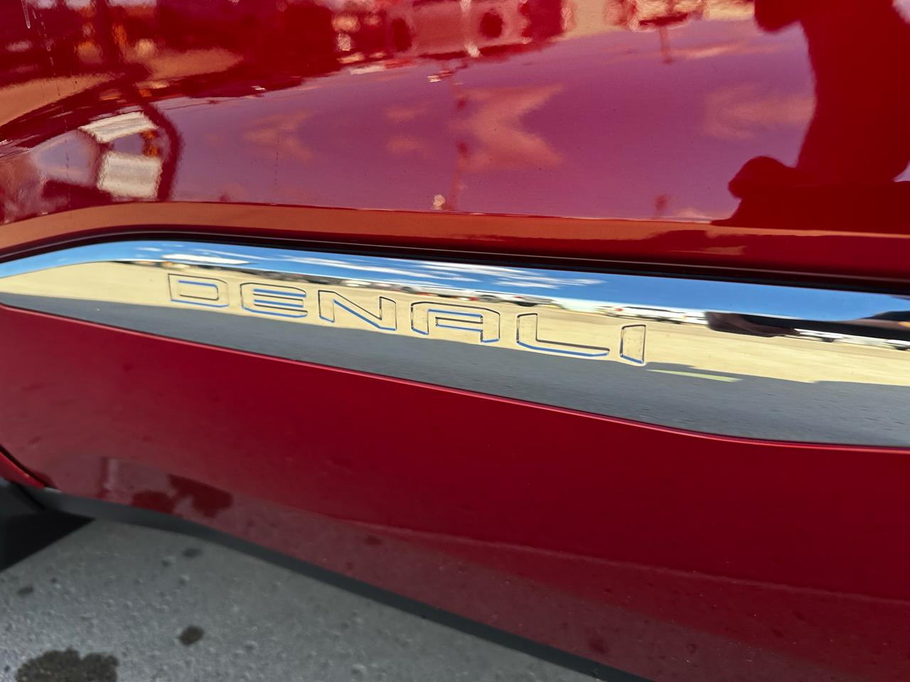 GMC Acadia Denali AWD 2023