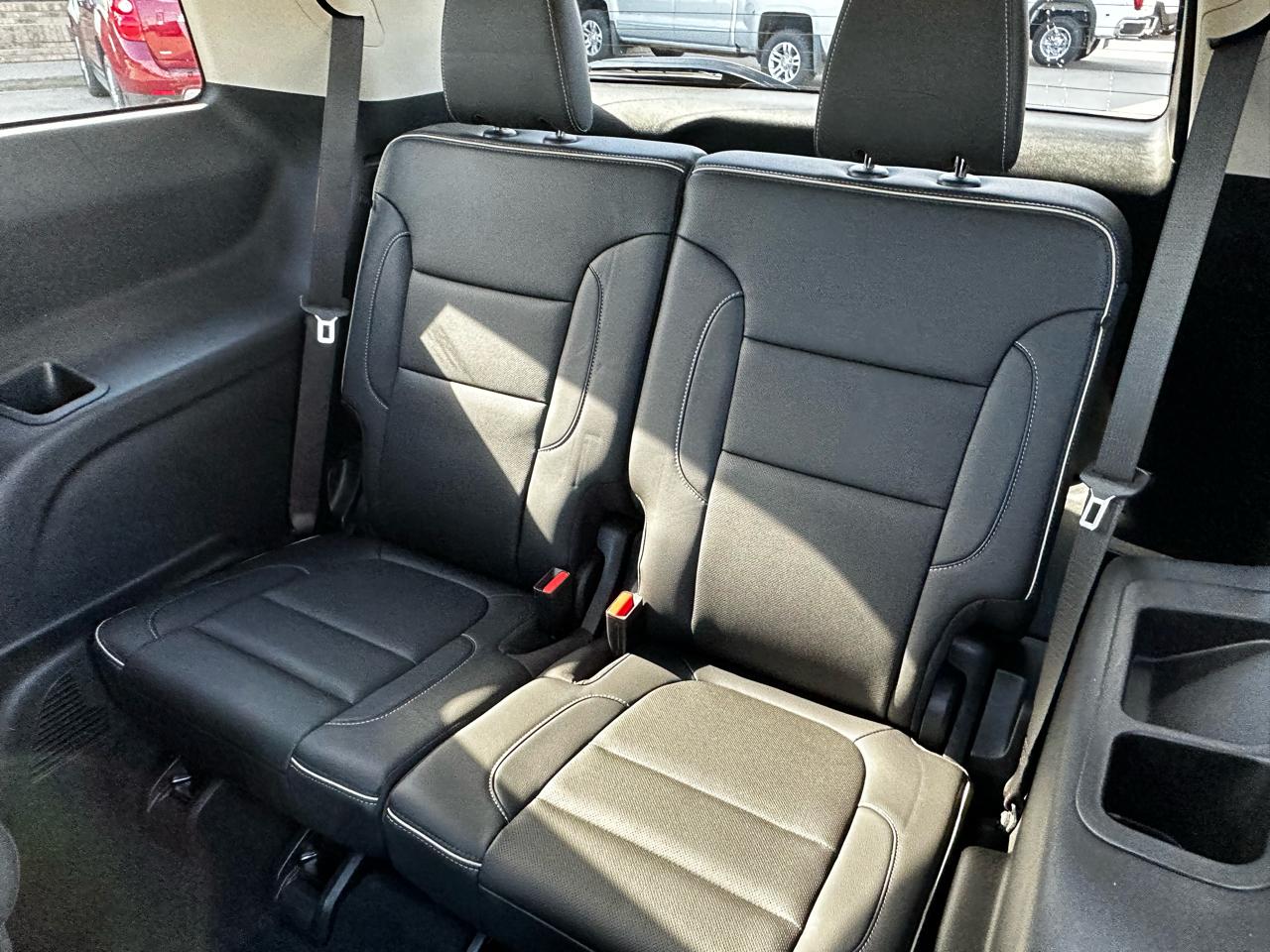 GMC Acadia Denali AWD 2023