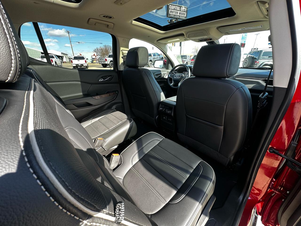 GMC Acadia Denali AWD 2023