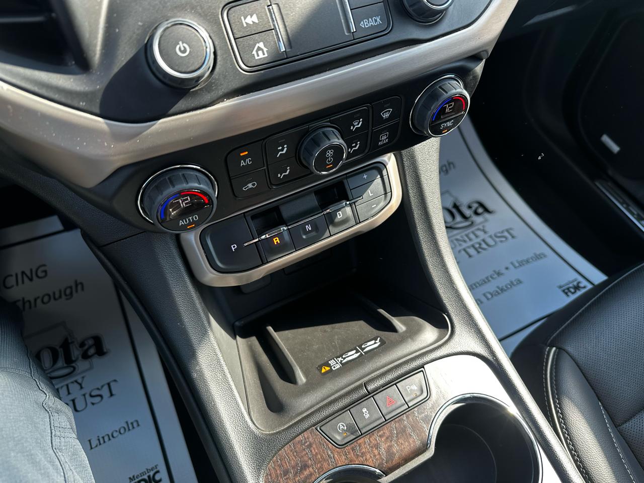 GMC Acadia Denali AWD 2023