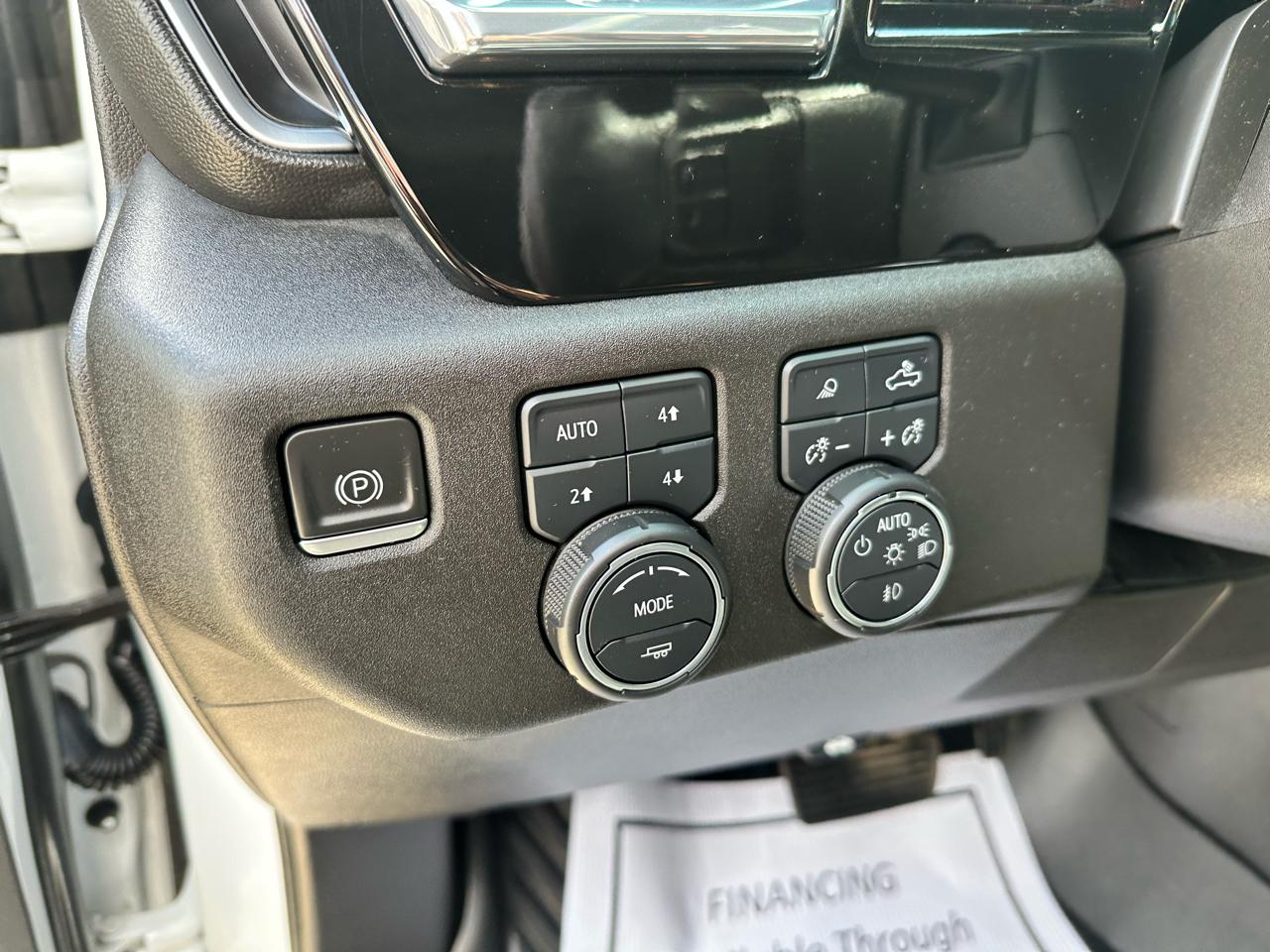 Chevrolet Silverado 1500 LTZ Crew Cab 4WD 2023