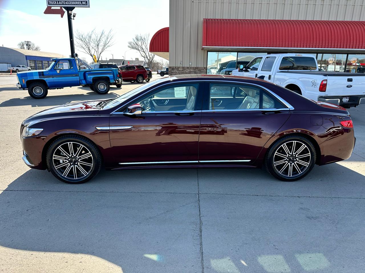 Lincoln Continental Reserve 2019