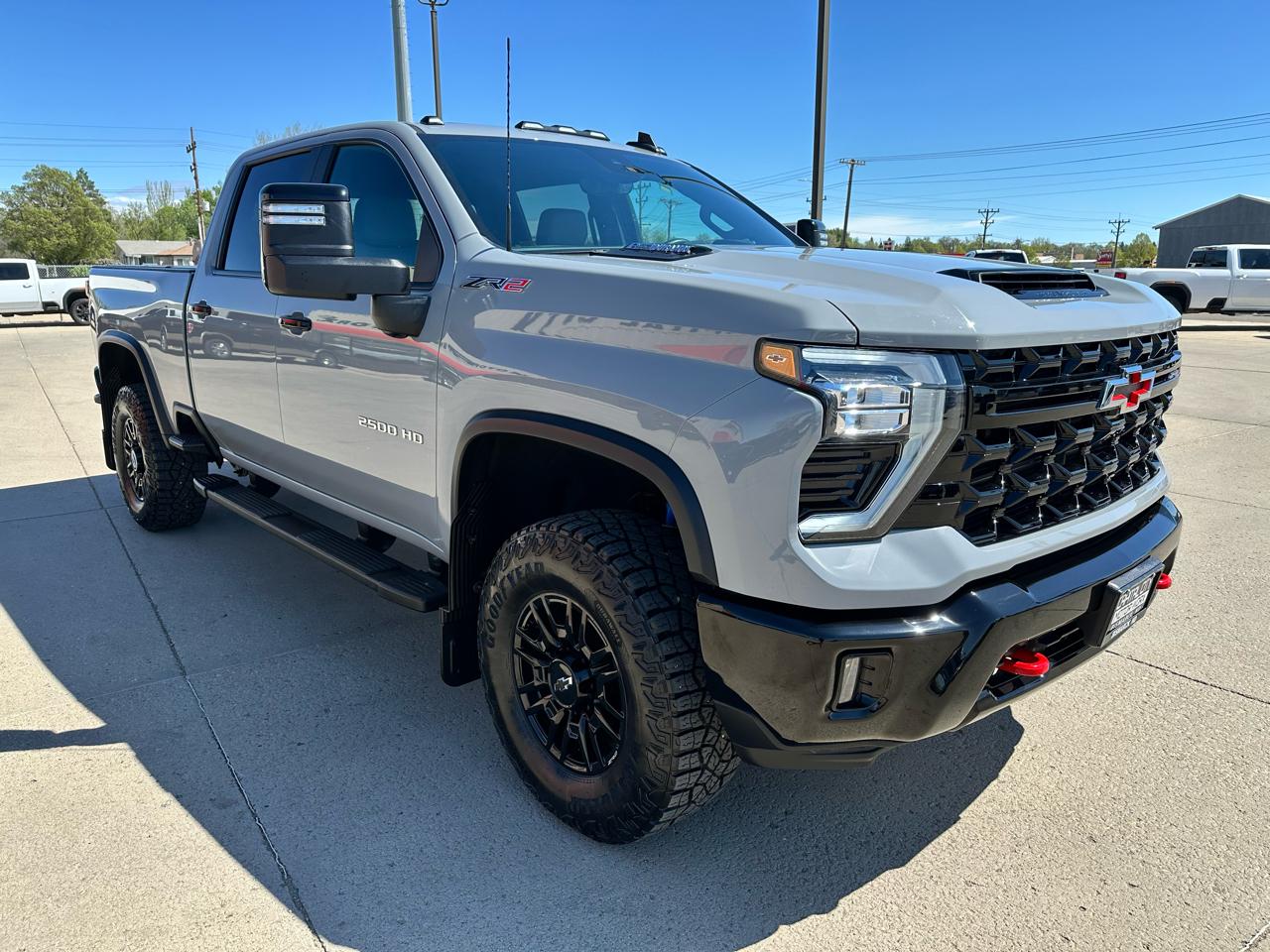 Chevrolet Silverado 2500HD ZR2 Crew Cab 4WD 2024