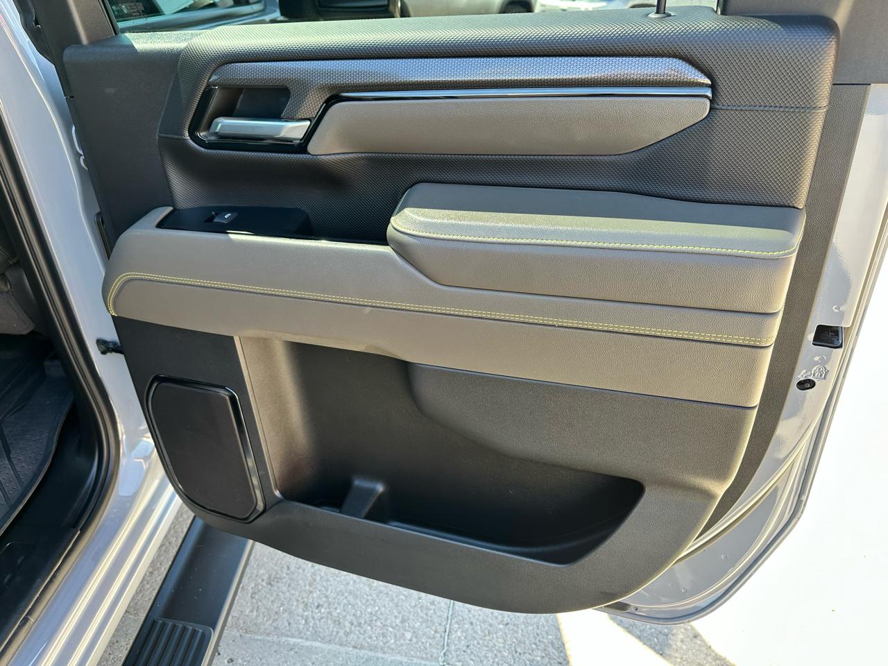 Chevrolet Silverado 2500HD ZR2 Crew Cab 4WD 2024