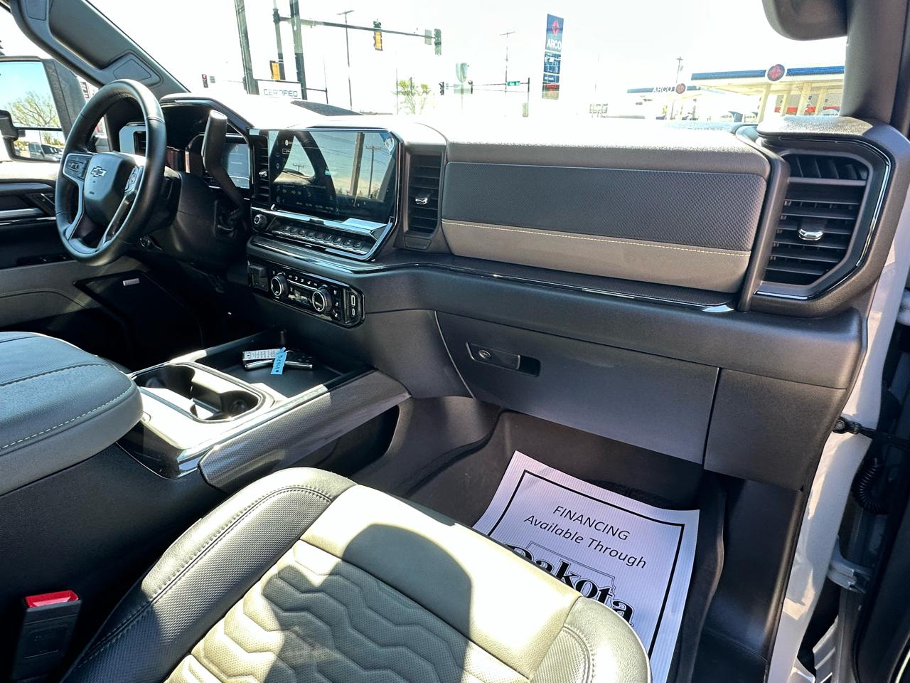 Chevrolet Silverado 2500HD ZR2 Crew Cab 4WD 2024