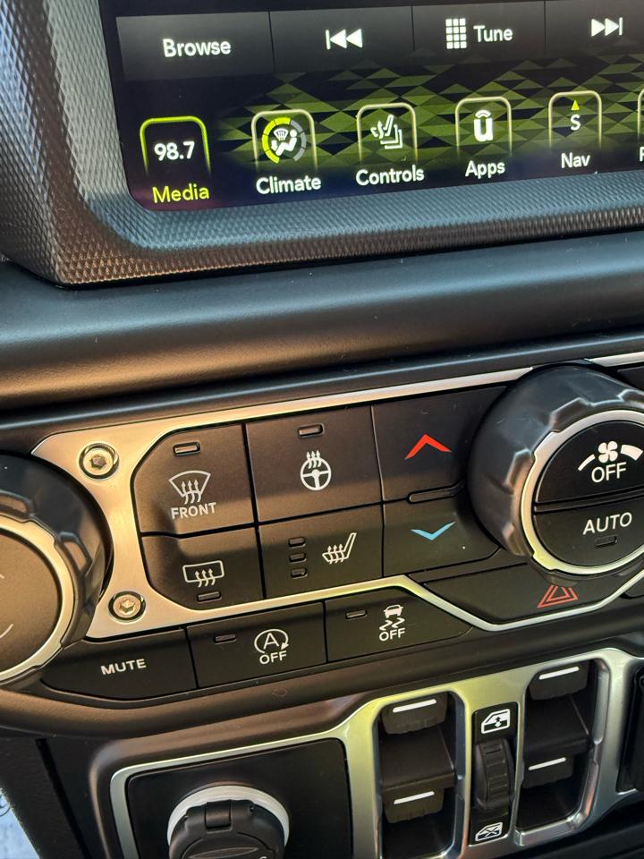 Jeep Gladiator Overland 2021