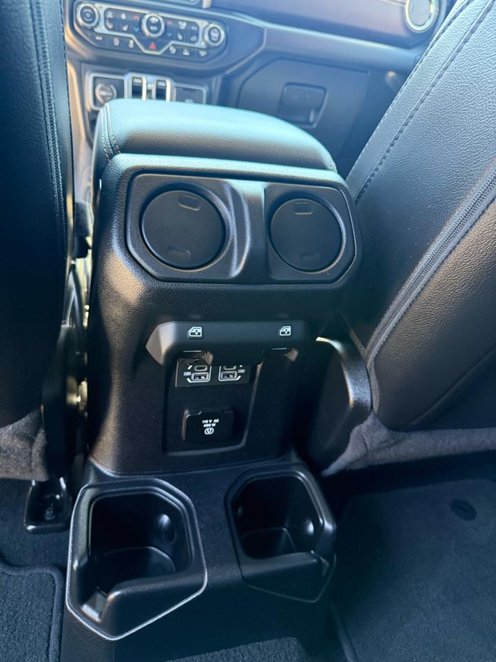 Jeep Gladiator Overland 2021