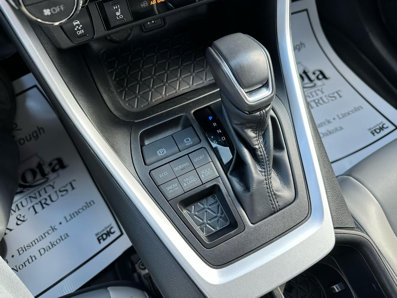 Toyota RAV4 XLE Premium AWD 2023