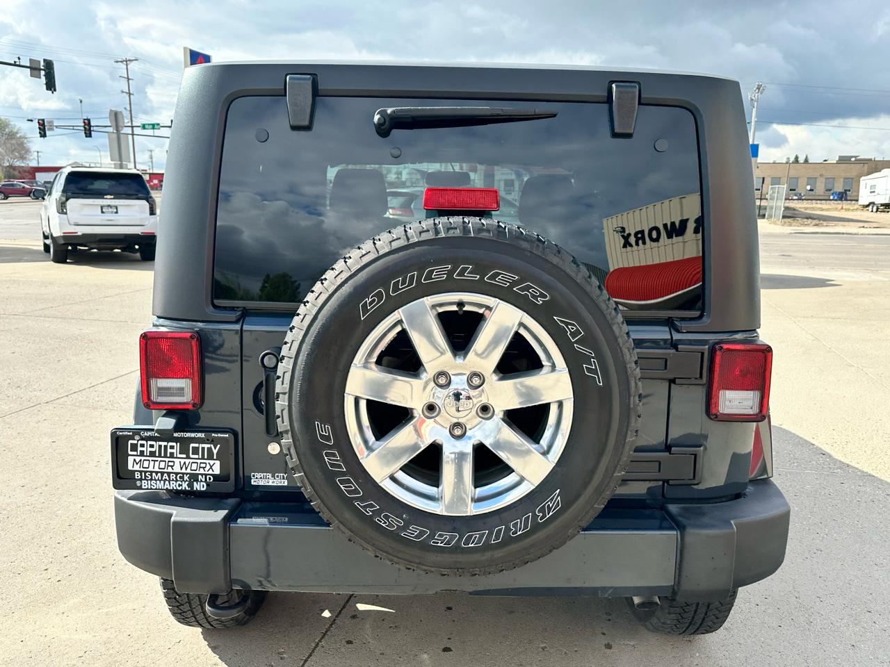 Jeep Wrangler Sahara 4WD 2016