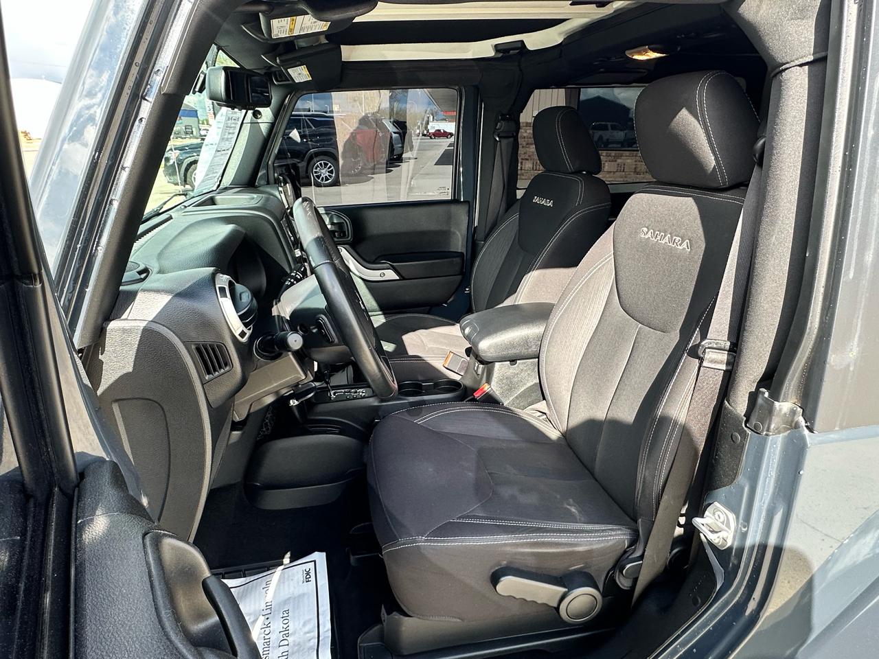 Jeep Wrangler Sahara 4WD 2016
