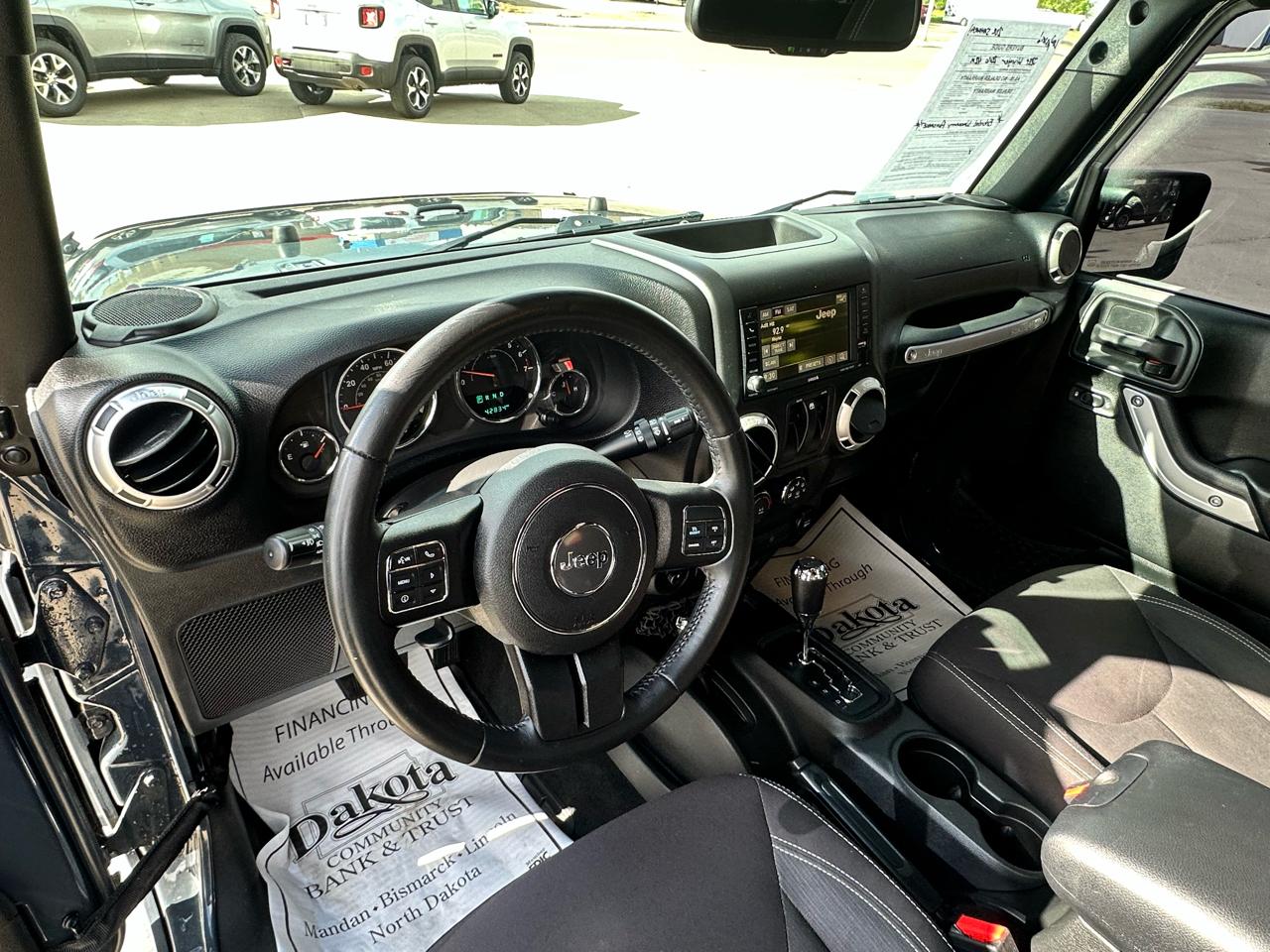 Jeep Wrangler Sahara 4WD 2016