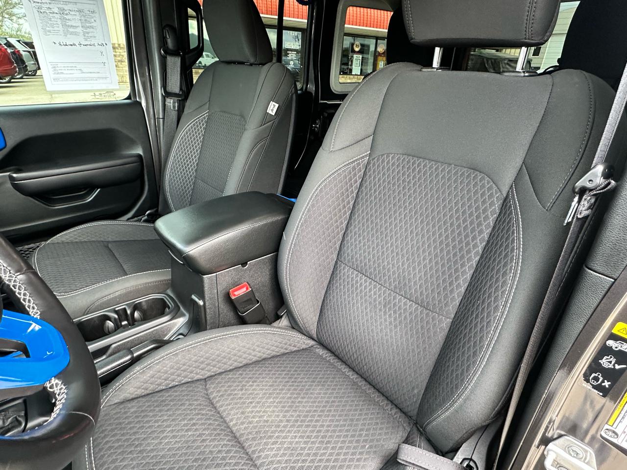 Jeep Wrangler Unlimited Sport 2021
