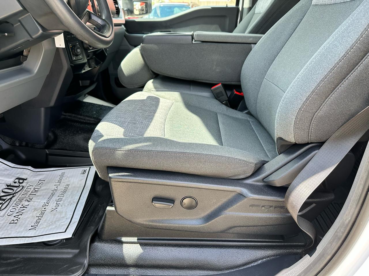 Ford F-350 SD XLT Crew Cab Long Bed 4WD 2024
