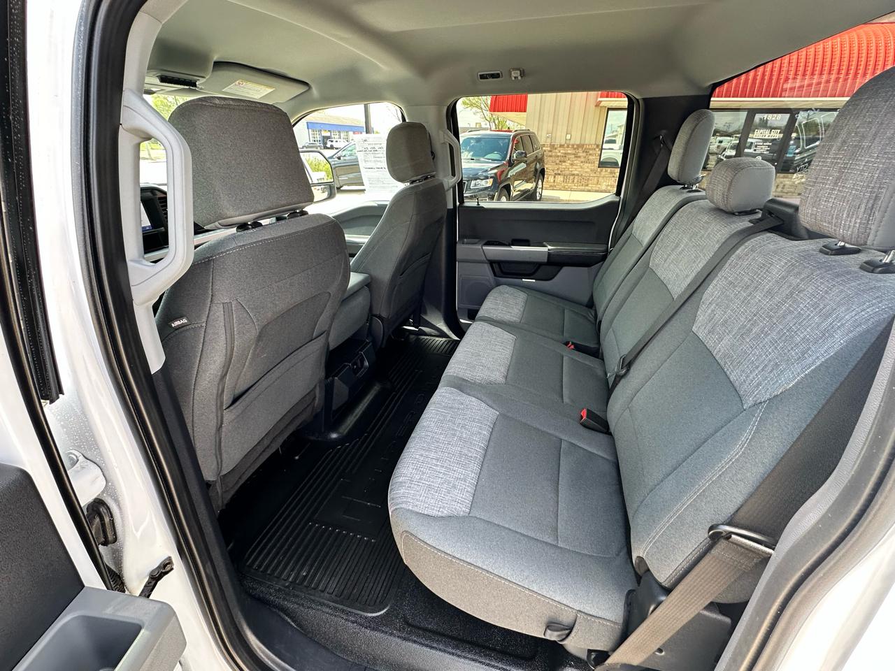 Ford F-350 SD XLT Crew Cab Long Bed 4WD 2024