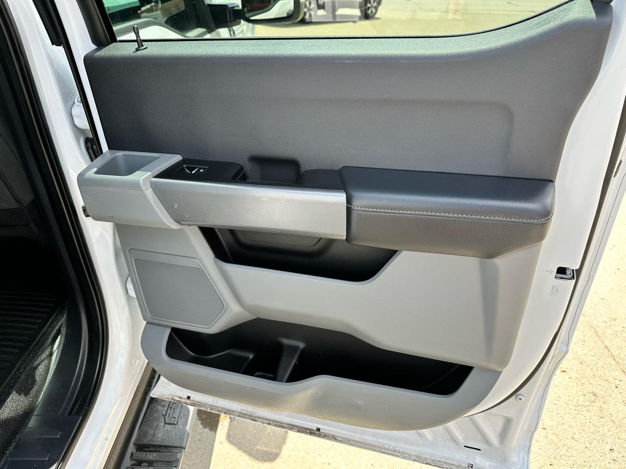 Ford F-350 SD XLT Crew Cab Long Bed 4WD 2024