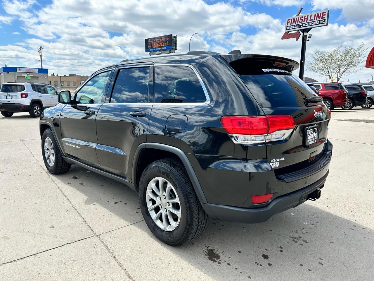 Jeep Grand Cherokee Laredo 4WD 2016