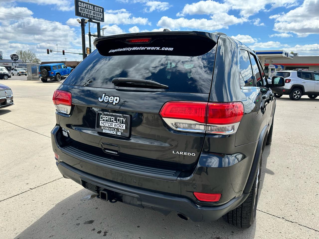Jeep Grand Cherokee Laredo 4WD 2016