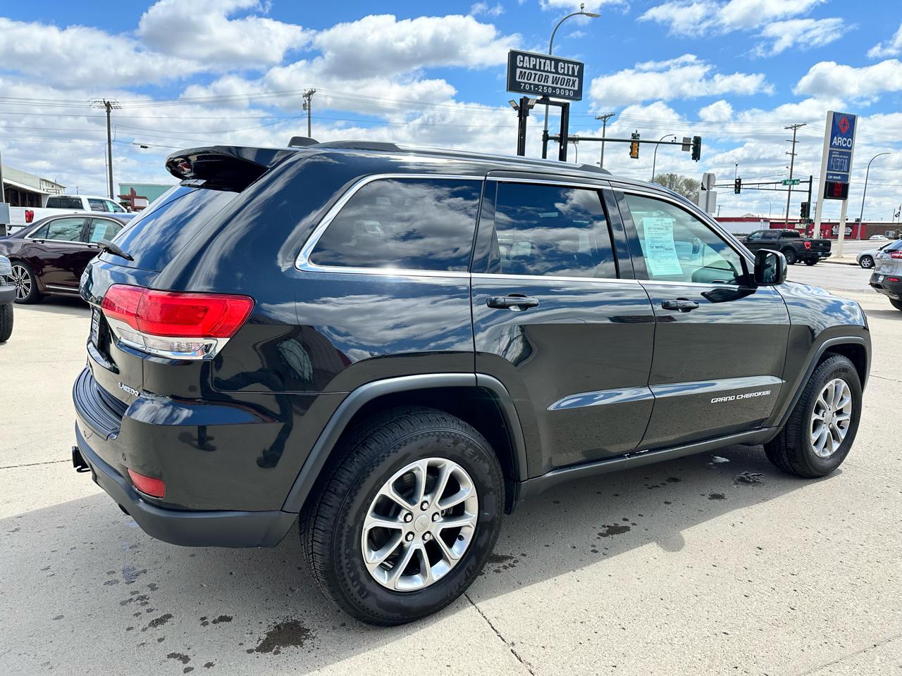 Jeep Grand Cherokee Laredo 4WD 2016